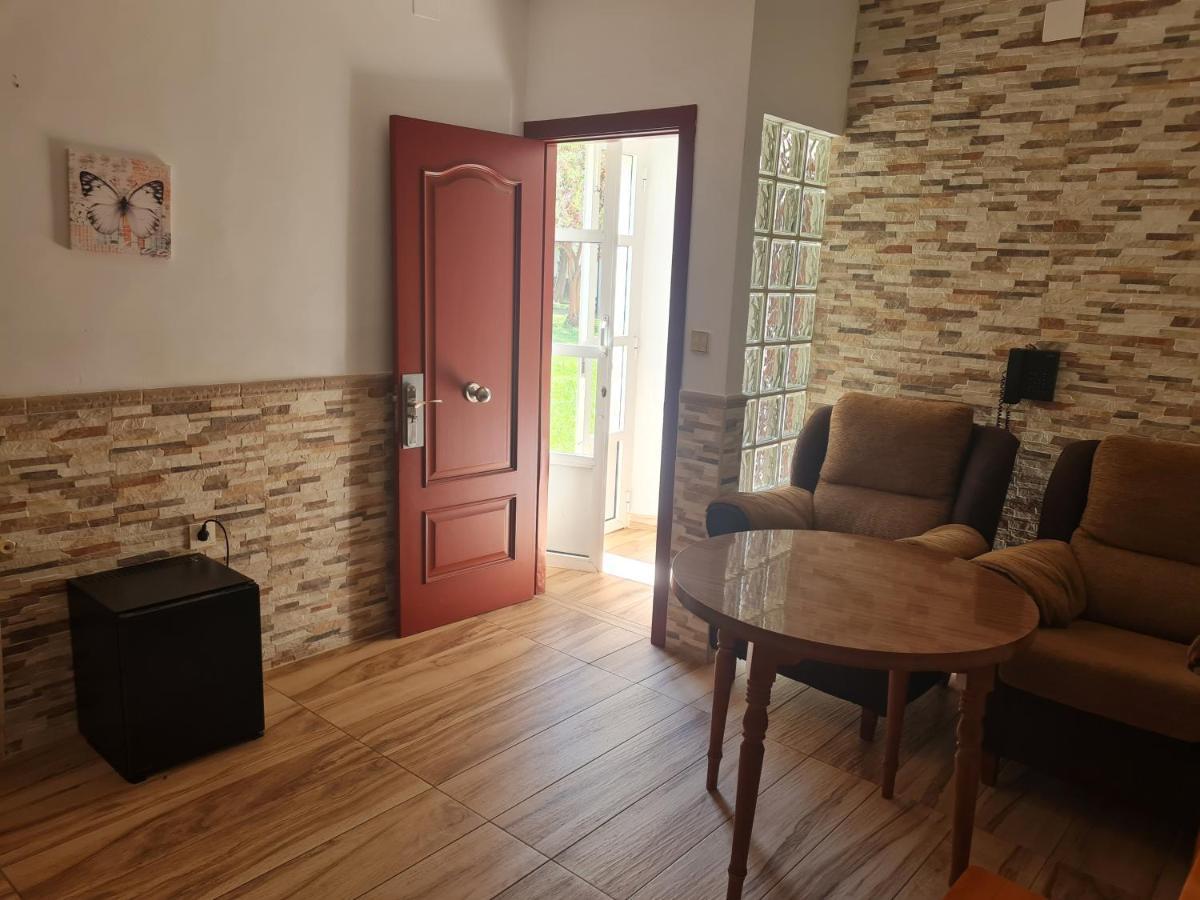 Hotel Balneario Fuentes Del Trampal Carmonita Dış mekan fotoğraf