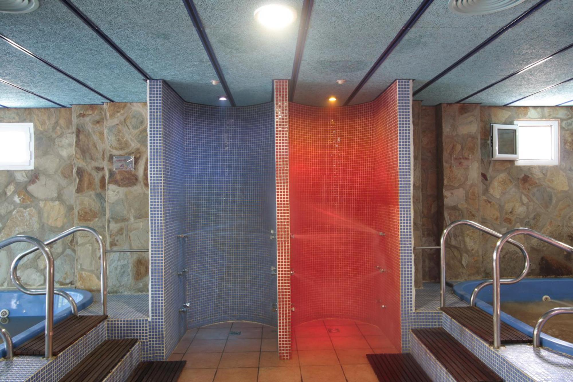 Hotel Balneario Fuentes Del Trampal Carmonita Dış mekan fotoğraf